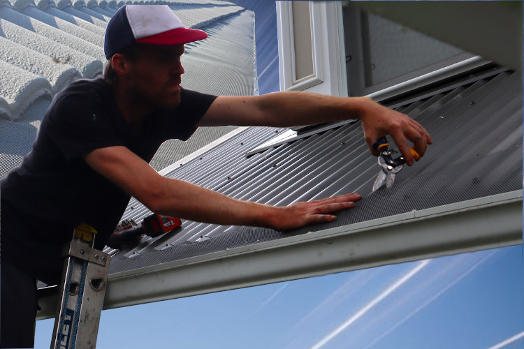 Local Gutter Cleaner is installing gutter guard